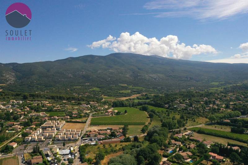 Du pied à terre à la belle demeure Provençale, l'Agence Soulet Immobilier Expertimo vous propose à la vente divers mas et maisons en pierres autour du Mont Ventoux et du Luberon