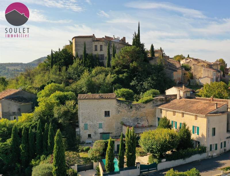 Demeure historique Mormoiron mont Ventoux 6 suites et piscine