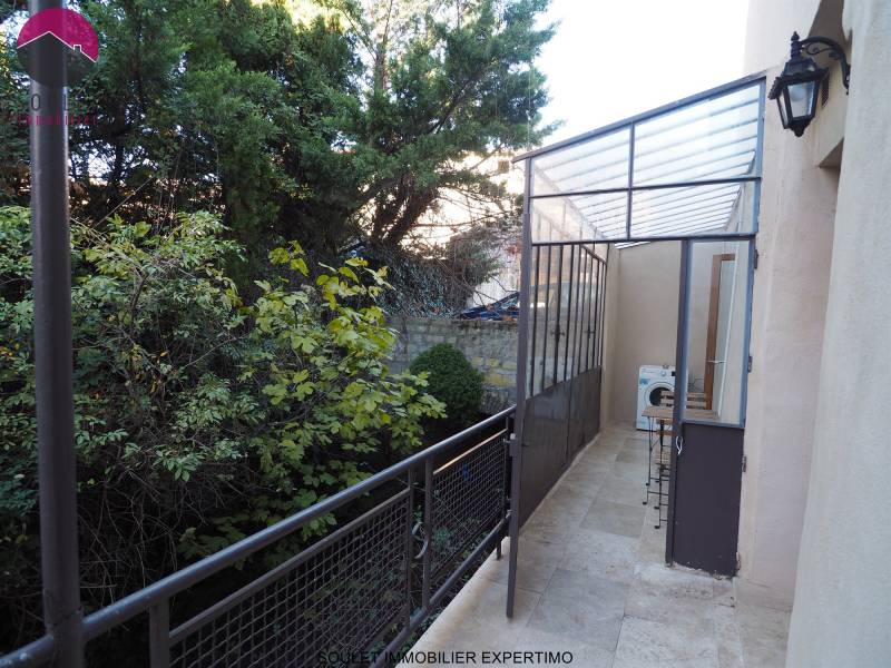 ***SOUS OFFRE*** Bel investissement BEDOIN Bedoin centre ville Terrasse et cave